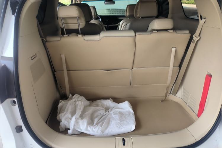Used Buick GL8 2022 ES Land Cruiser 653T Luxury Model Trunk