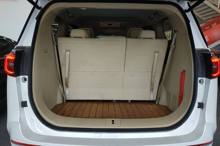 Used Buick GL8 2022 ES Landtrek 653T Luxury Edition Trunk
