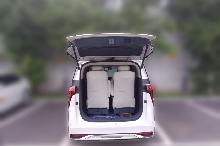 Used Buick GL8 2022 Facelift Avenir Aivia Six-Seat Deluxe Edition Trunk