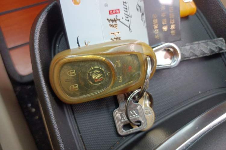 Used Buick GL8 2022 ES Landtrek 653T Luxury Edition Vehicle Key