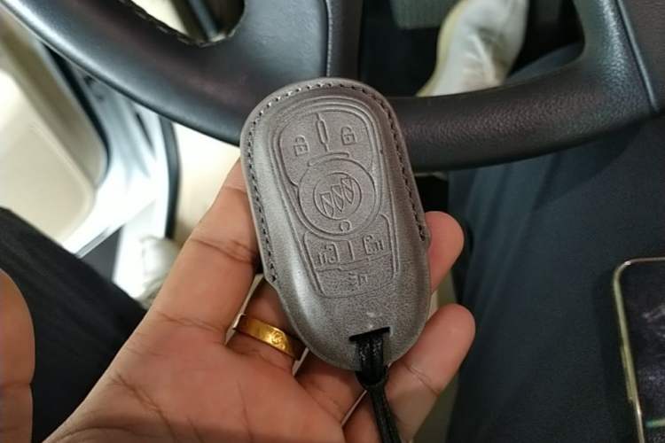 Used Buick GL8 2022 ES Landtrek 653T Luxury Edition Vehicle Key