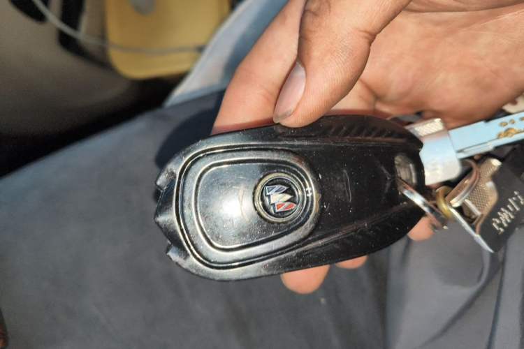 Used Buick GL8 2022 ES Landtrek 653T Luxury Edition Vehicle Key