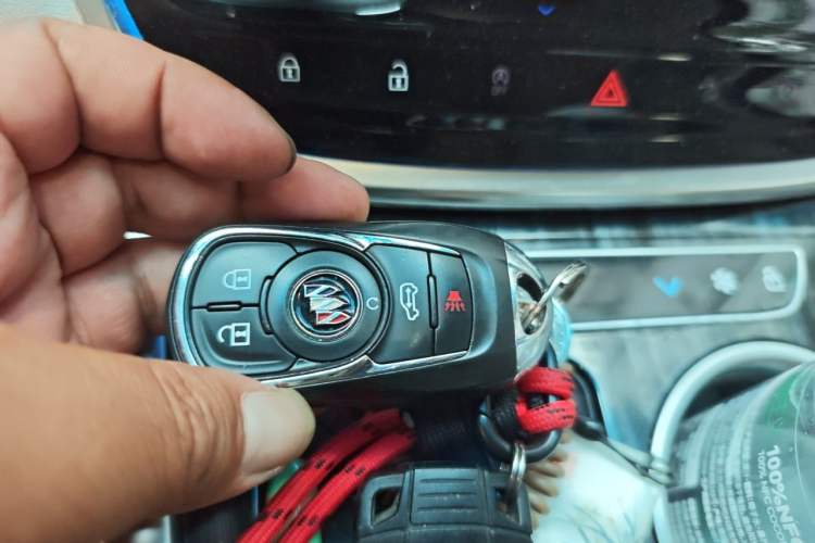 Used Buick GL8 2022 ES Landtrek 653T Comfort Edition Vehicle Key