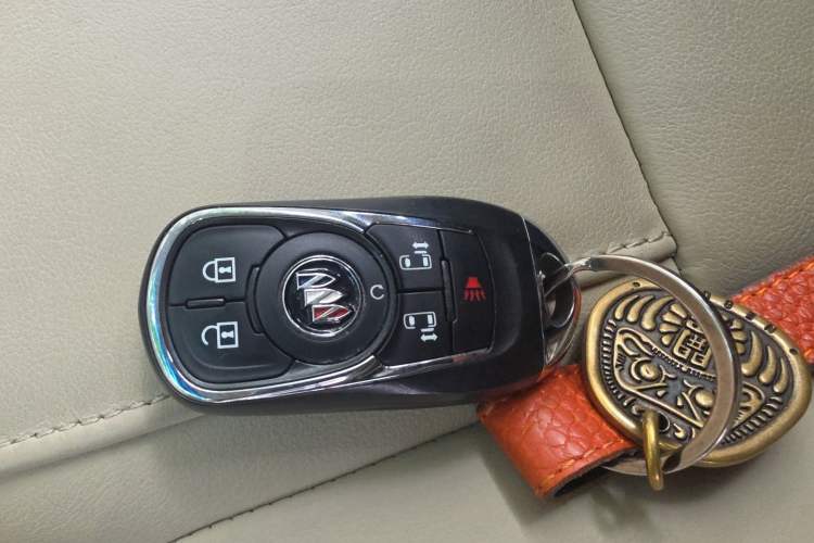 Used Buick GL8 2022 ES Landtrek 653T Luxury Edition Vehicle Key