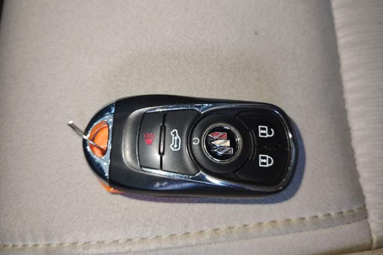 Used Buick GL8 2022 ES Landtrek 653T Comfort Edition Vehicle Key