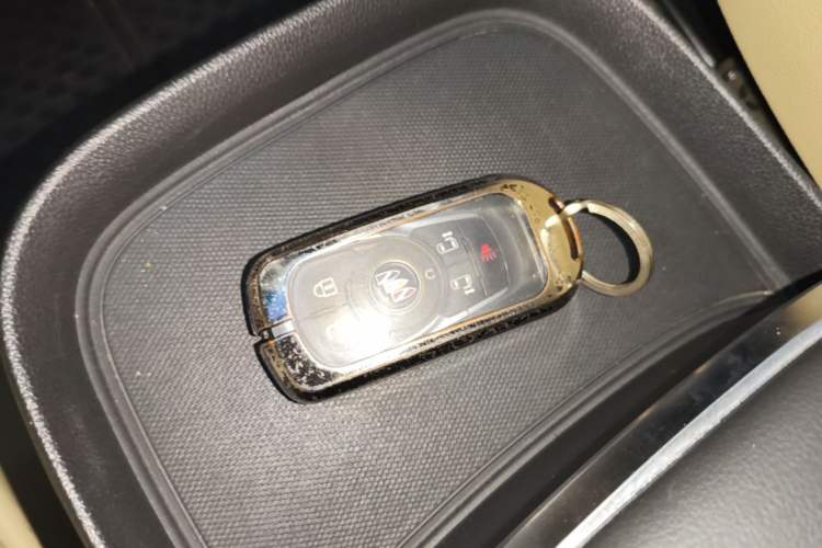 Used Buick GL8 2022 ES Landtrek 653T Luxury Edition Vehicle Key