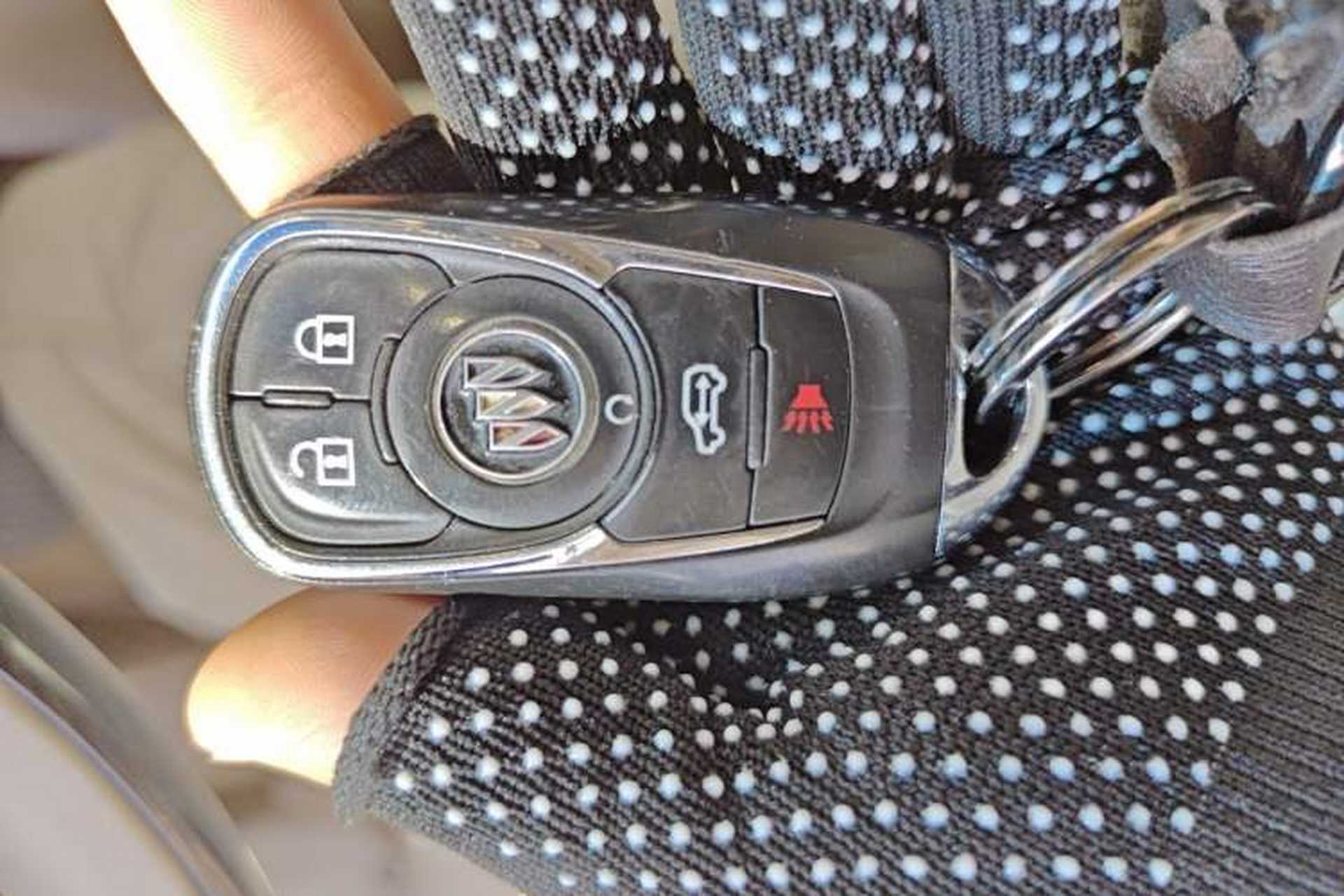 Used Buick GL8 2022 ES Landtrek 653T Comfort Edition Vehicle Key