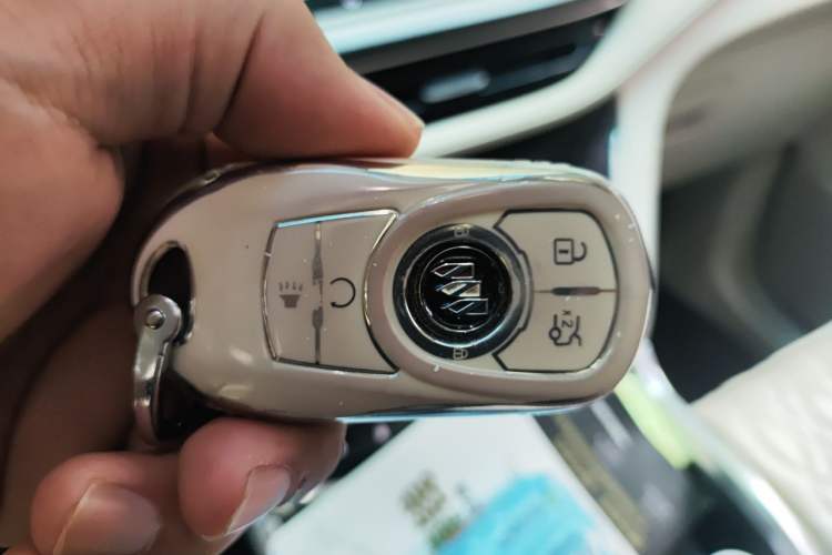 Used Buick GL8 2022 ES Landtrek 653T Comfort Edition Vehicle Key
