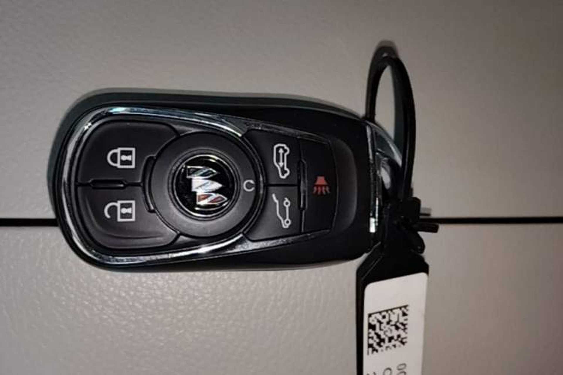 Used Buick GL8 2022 Land Executive Class 652T Prestige Model Vehicle Key