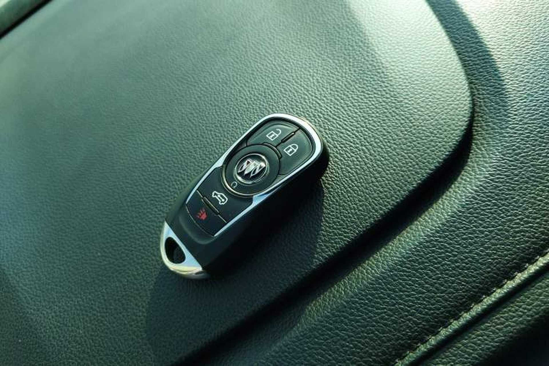 Used Buick GL8 2022 ES Landtrek 653T Comfort Edition Vehicle Key