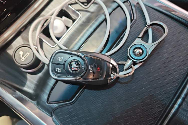 Used Buick GL8 2022 ES Landtrek 653T Comfort Edition Vehicle Key