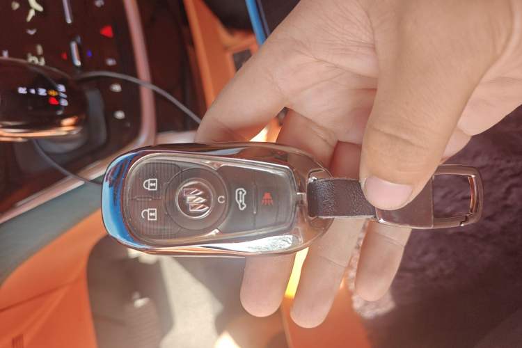 Used Buick GL8 2022 ES Landtrek 653T Comfort Edition Vehicle Key