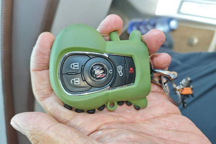 Used Buick GL8 2022 ES Landtrek 653T Comfort Edition Vehicle Key