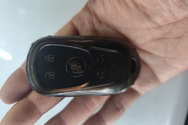 Used Buick GL8 2022 ES Landtrek 653T Luxury Edition Vehicle Key