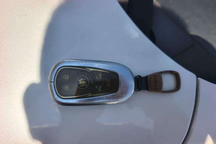 Used Buick GL8 2022 ES Landtrek 653T Flagship Model Vehicle Key