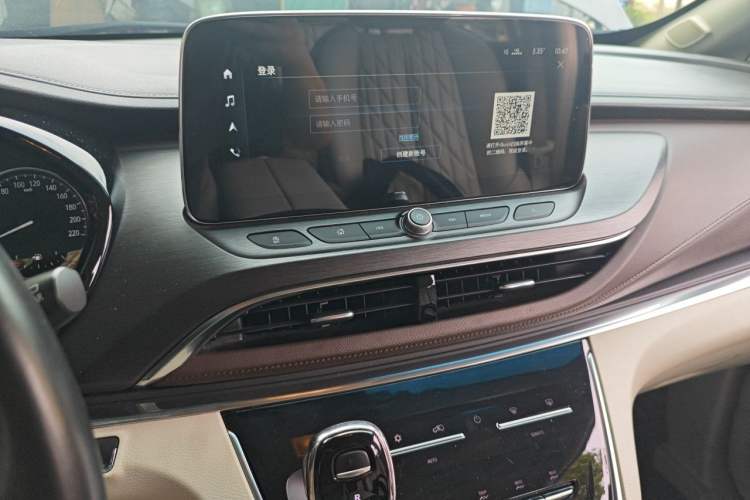 Used Buick GL8 2022 Land Business Class 652T Luxury Model Audio And AC Panel