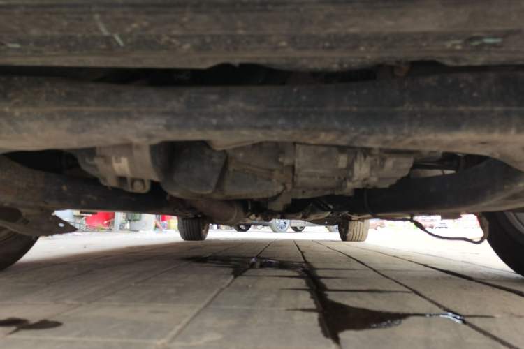 Used Buick GL8 2022 ES Land Cruiser 653T Luxury Model Chassis Front