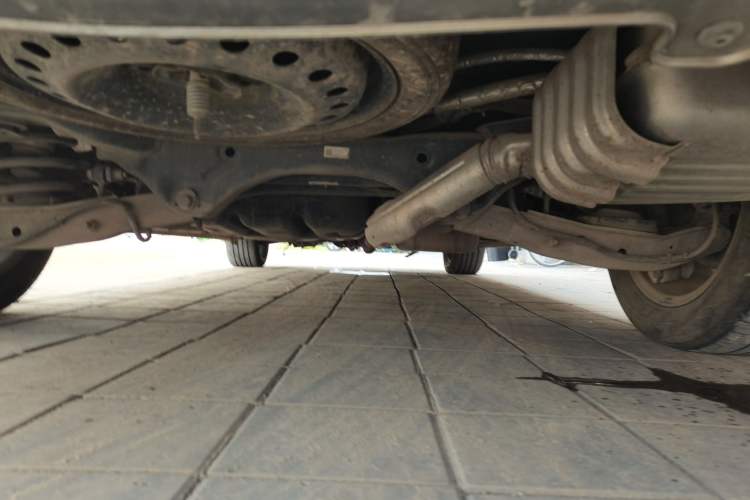 Used Buick GL8 2022 ES Land Cruiser 653T Luxury Model Chassis Rear