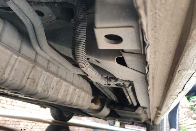 Used Buick GL8 2022 ES Landtrek 653T Comfort Edition Chassis Rear Right