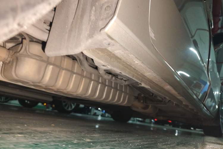 Used Buick GL8 2022 ES Landtrek 653T Comfort Edition Chassis Rear Right