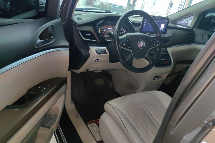 Used Buick GL8 2022 Land Business Class 652T Luxury Model Driver Seat