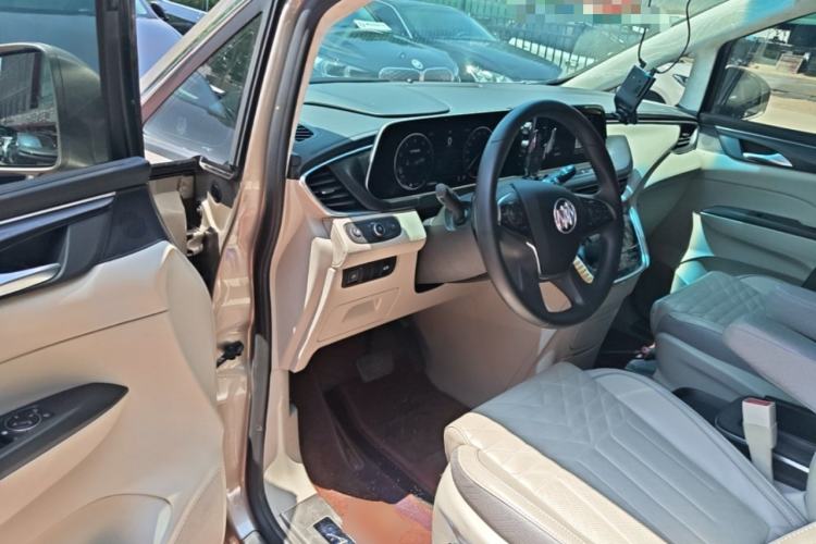 Used Buick GL8 2022 ES Landtrek 653T Comfort Edition Driver Seat