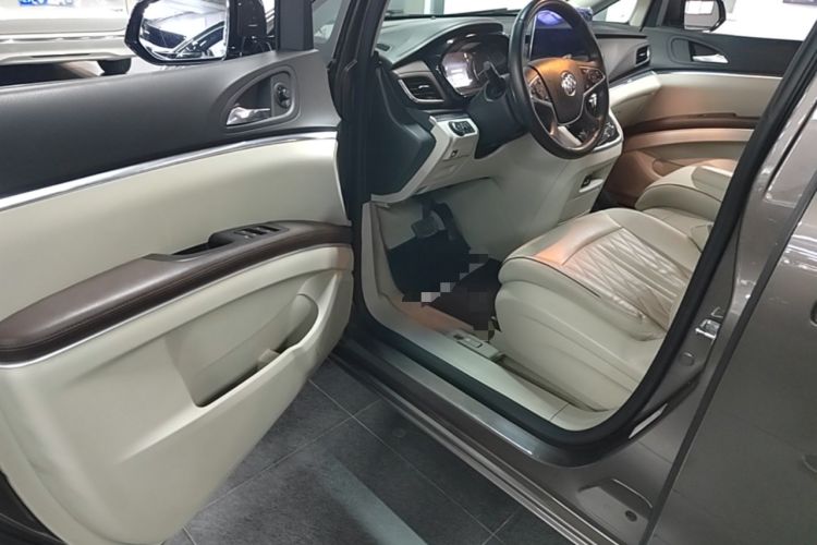 Used Buick GL8 2022 Land Business Class 652T Luxury Model Driver Seat