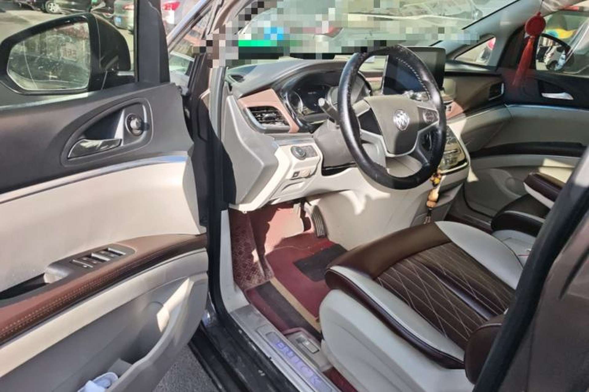 Used Buick GL8 2022 Land Cruiser Executive Class 652T Comfort Model Driver Seat