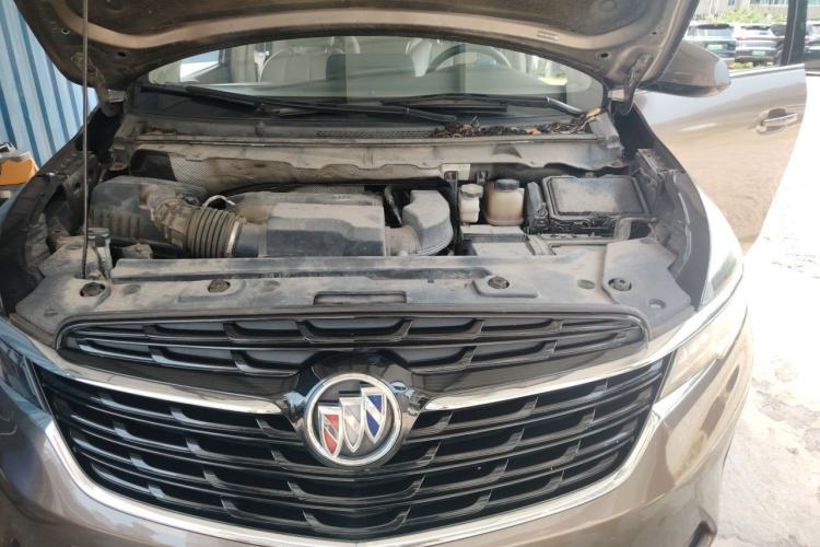 Used Buick GL8 2022 Land Cruiser Executive Class 652T Comfort Model Engine Bay