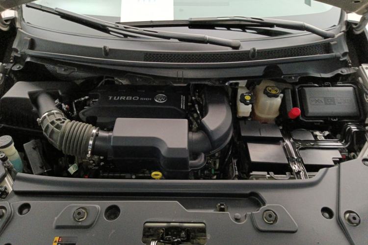 Used Buick GL8 2022 Land Executive Class 652T Prestige Model Engine Bay