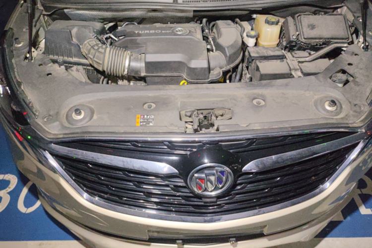 Used Buick GL8 2022 ES Landtrek 653T Comfort Edition Engine Bay