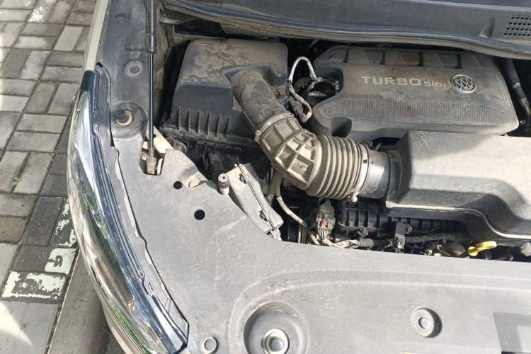 Used Buick GL8 2022 ES Landtrek 653T Comfort Edition Engine Bay Right
