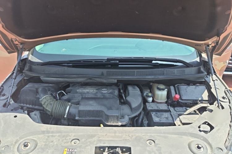 Used Buick GL8 2022 ES Landtrek 653T Comfort Edition Engine Bay