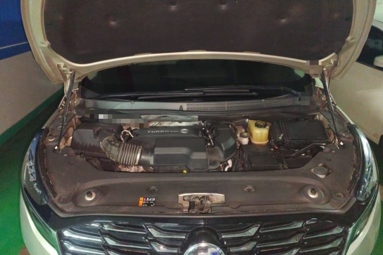 Used Buick GL8 2022 ES Landtrek 653T Comfort Edition Engine Bay