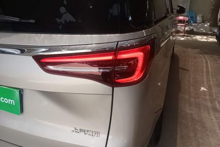 Used Buick GL8 2022 ES Landtrek 653T Luxury Edition Exterior 3