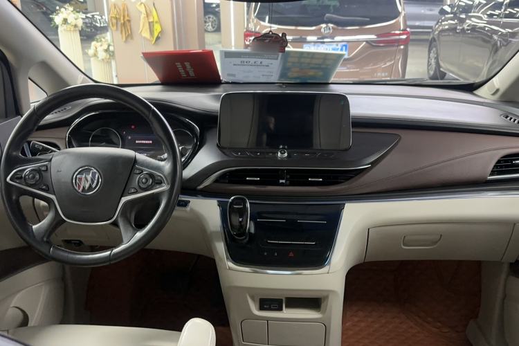 Used Buick GL8 2022 Land Business Class 652T Luxury Model Exterior 3