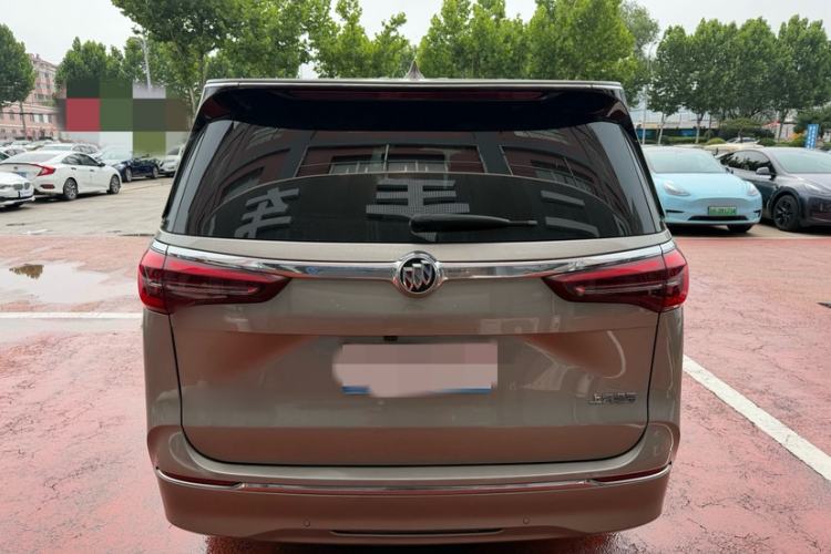 Used Buick GL8 2022 ES Landtrek 653T Comfort Edition Exterior 4