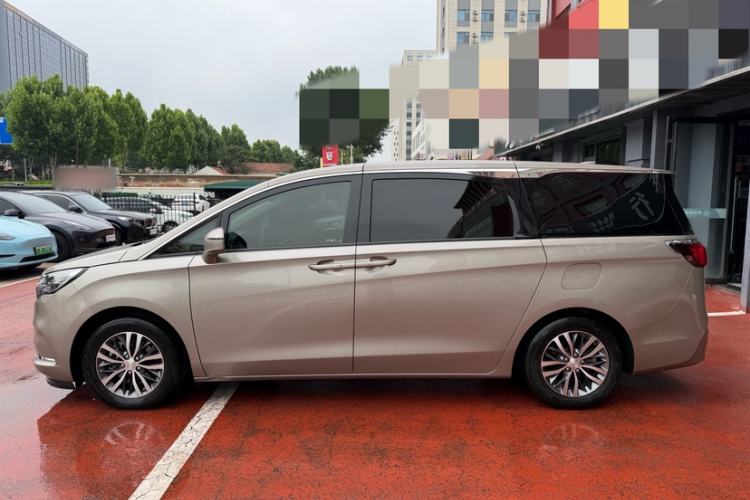 Used Buick GL8 2022 ES Landtrek 653T Comfort Edition Exterior 6