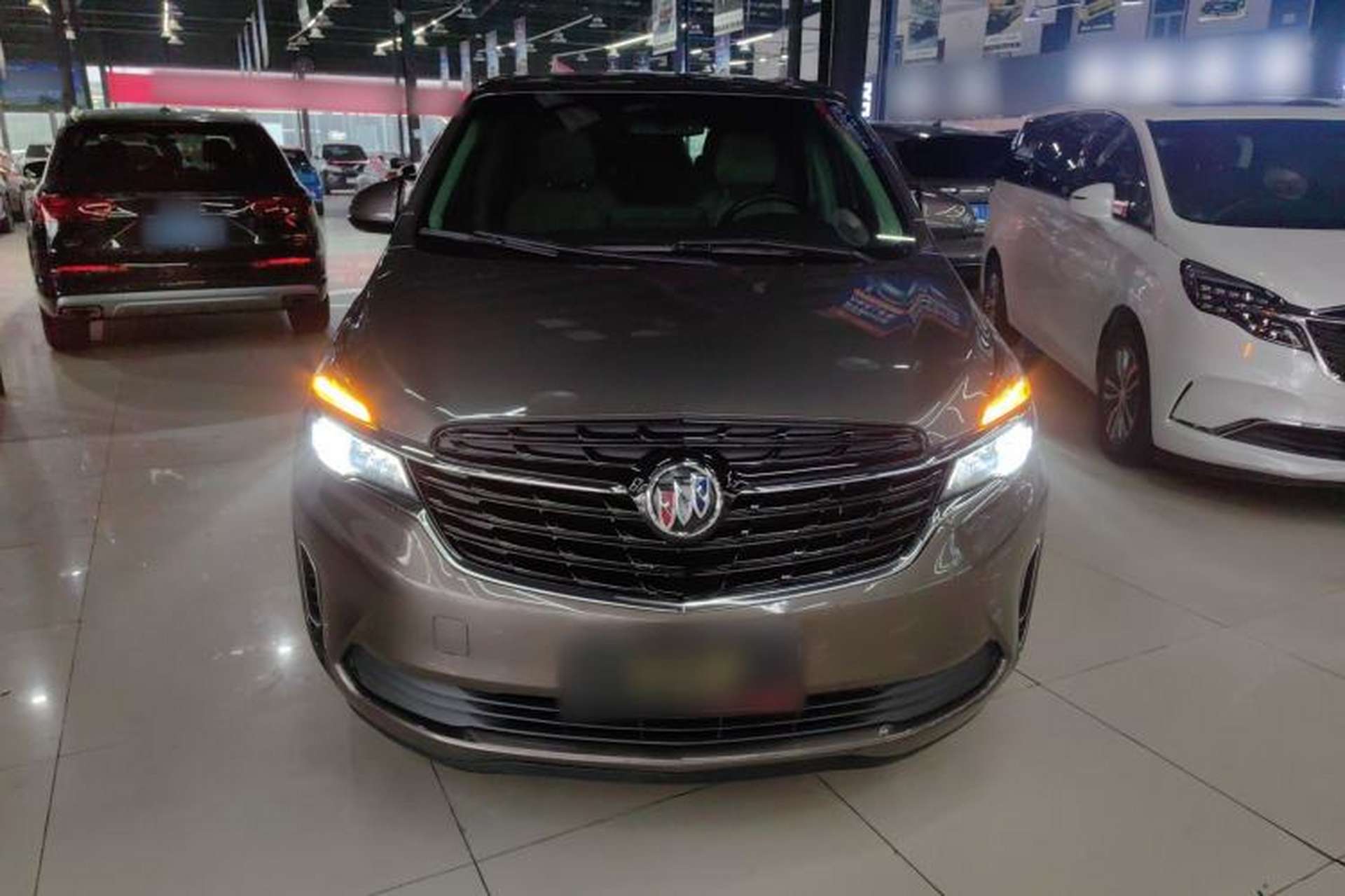 Used Buick GL8 2022 Land Business Class 652T Luxury Model Front