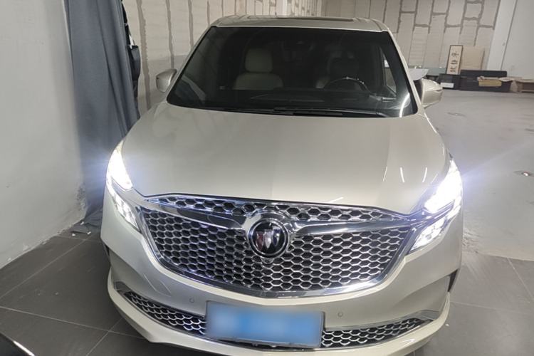 Used Buick GL8 2022 ES Landtrek 653T Flagship Model Front