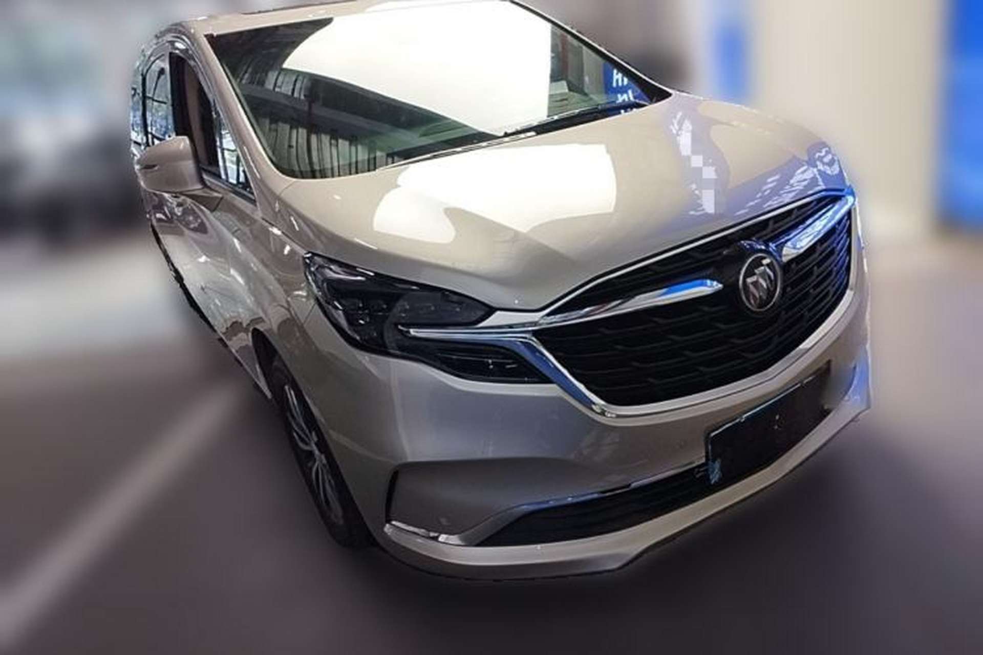 Used Buick GL8 2022 ES Landtrek 653T Luxury Edition Front Right 45 Deg