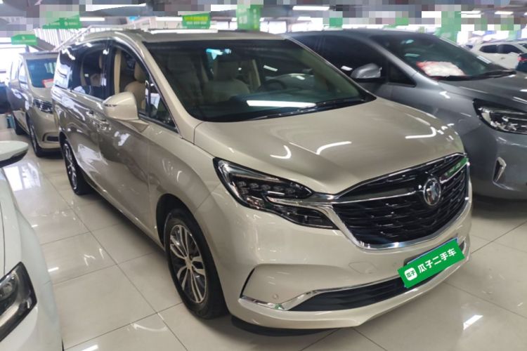 Used Buick GL8 2022 ES Landtrek 653T Luxury Edition Front Right 45 Deg