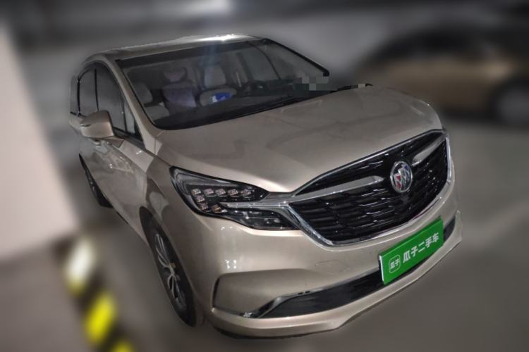 Used Buick GL8 2022 ES Landtrek 653T Luxury Edition Front Right 45 Deg