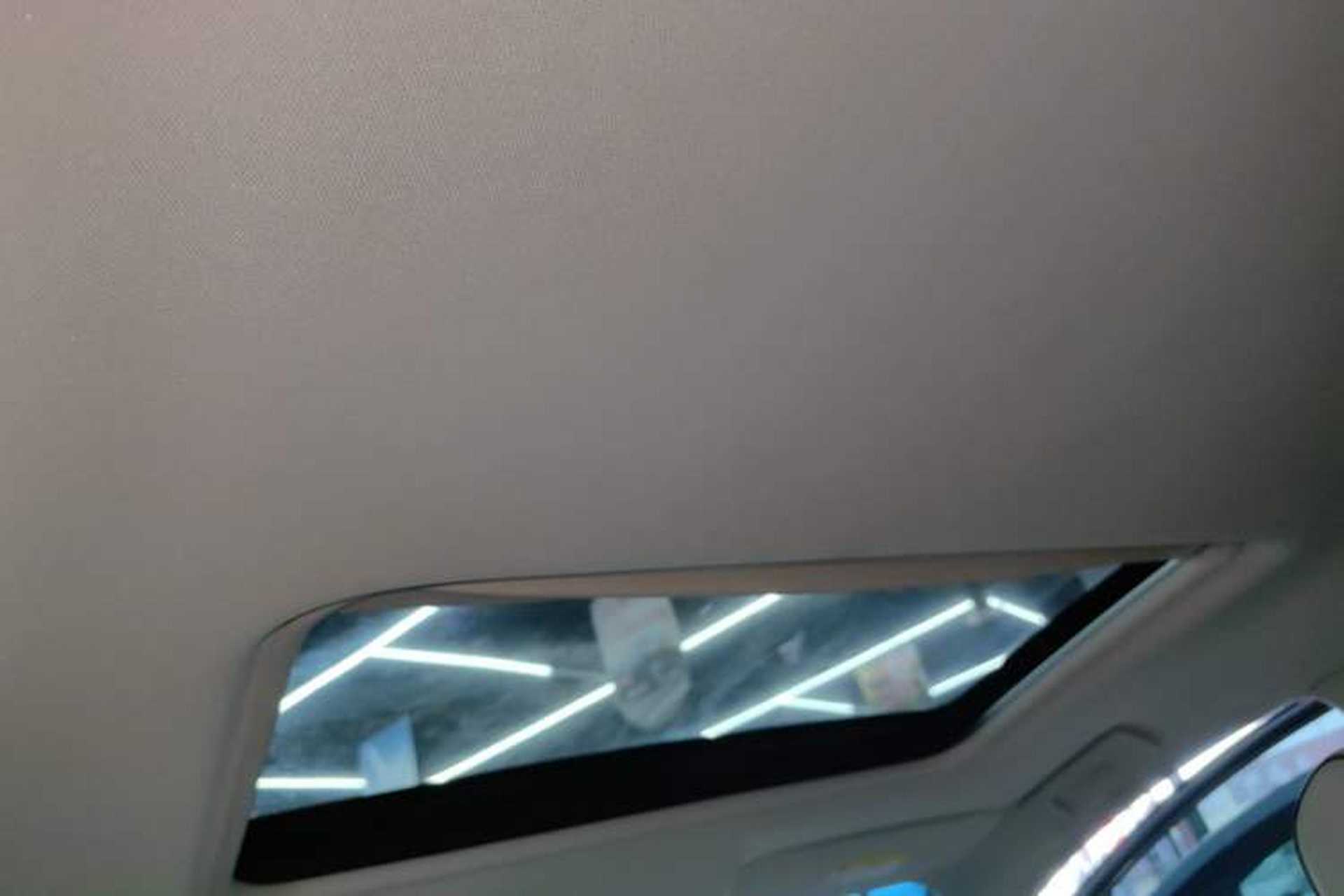 Used Buick GL8 2022 Land Business Class 652T Luxury Model Headliner