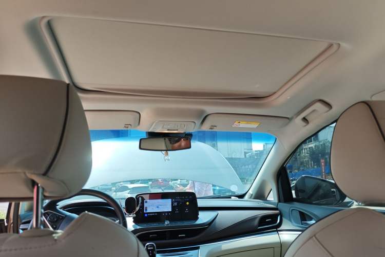 Used Buick GL8 2022 Land Business Class 652T Luxury Model Headliner