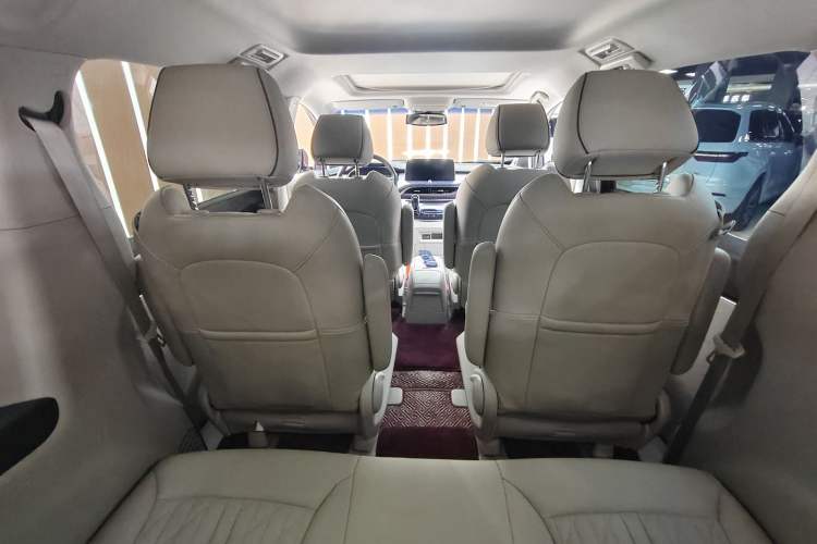 Used Buick GL8 2022 Land Business Class 652T Luxury Model Headliner