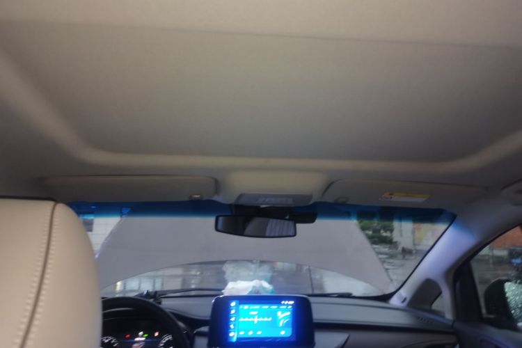 Used Buick GL8 2022 Land Cruiser Executive Class 652T Comfort Model Headliner