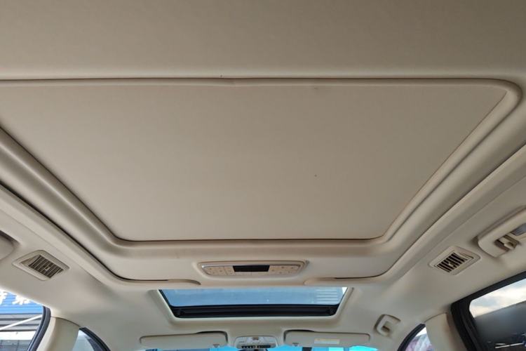 Used Buick GL8 2022 ES Landtrek 653T Flagship Model Headliner