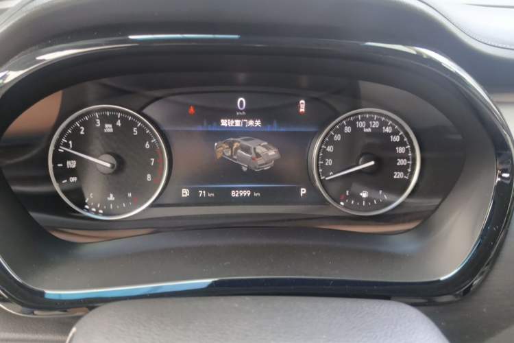 Used Buick GL8 2022 Land Cruiser Executive Class 652T Comfort Model Instrument Cluster