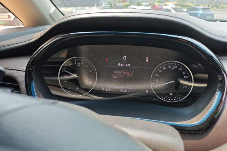Used Buick GL8 2022 Land Business Class 652T Luxury Model Instrument Cluster